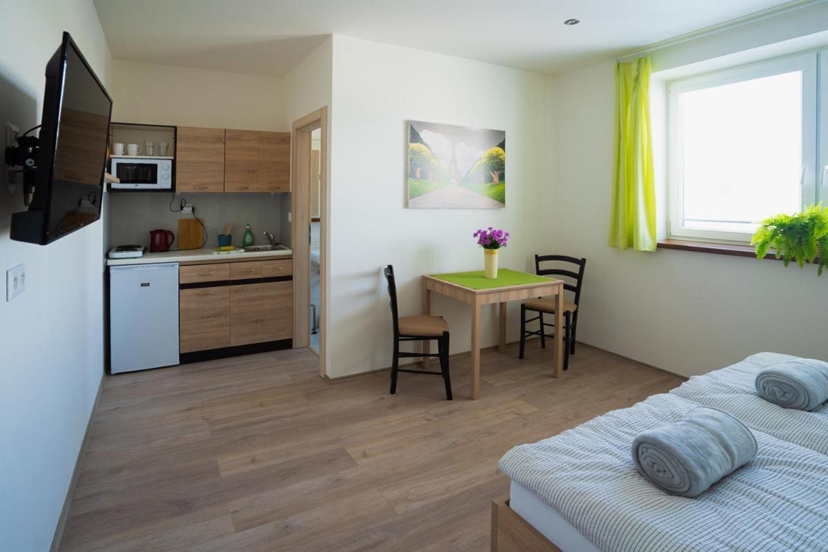 Apartmany Pokoj Zvolen Exterior photo